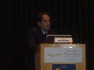 Dott. Perrone com relatore
